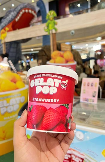 strawberry bucket gelato pop