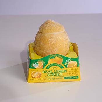 yellow lemon gelato pop